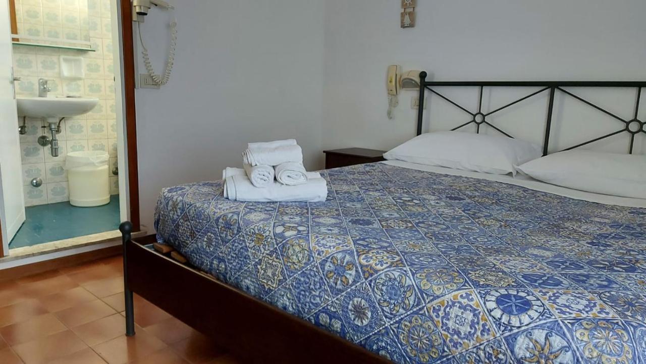 Hotel Brezza Ρίμινι Εξωτερικό φωτογραφία