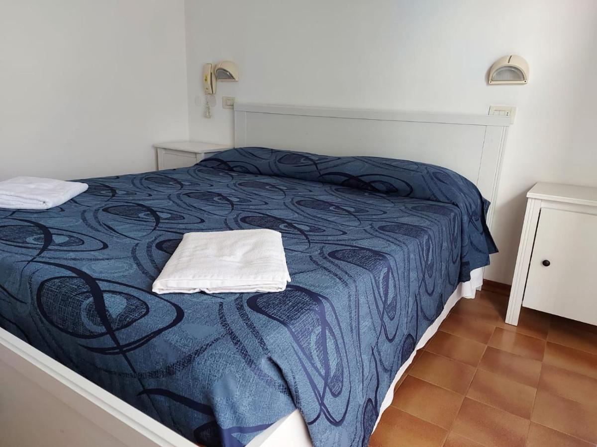 Hotel Brezza Ρίμινι Εξωτερικό φωτογραφία